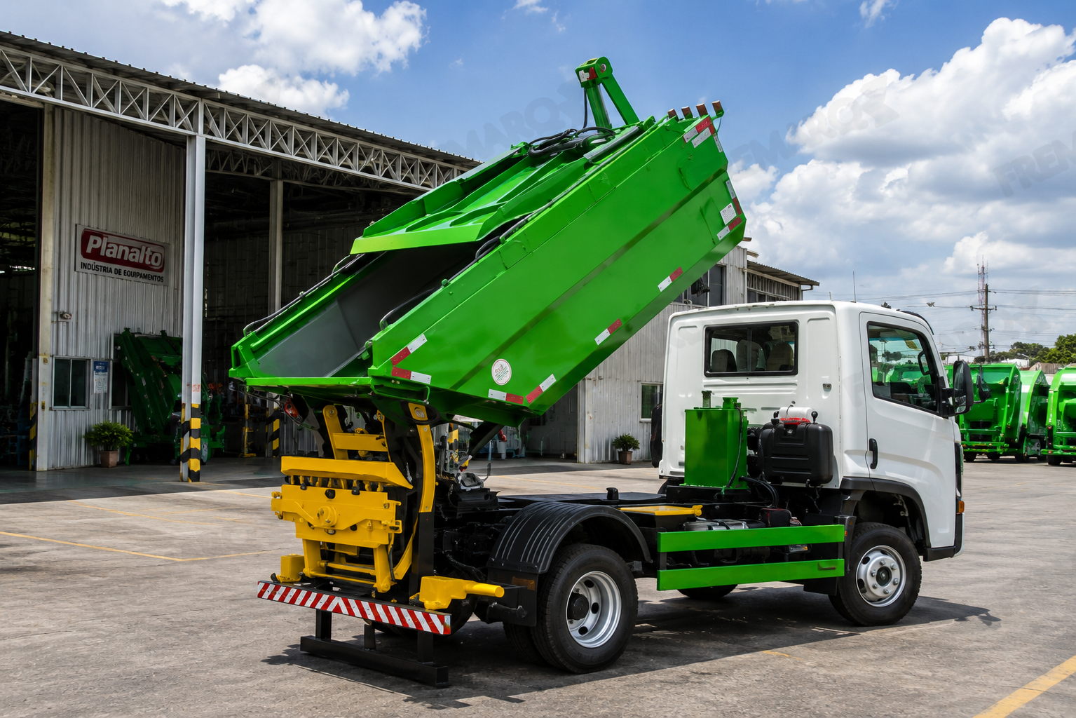 Planalto Satélite 5m³ Compactación