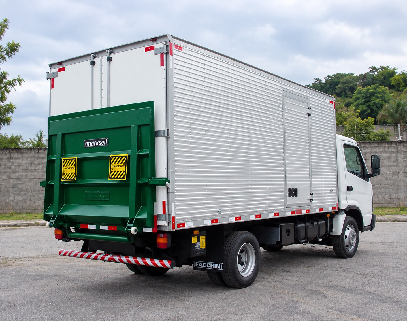 Components & Hydraulic Liftgates Division