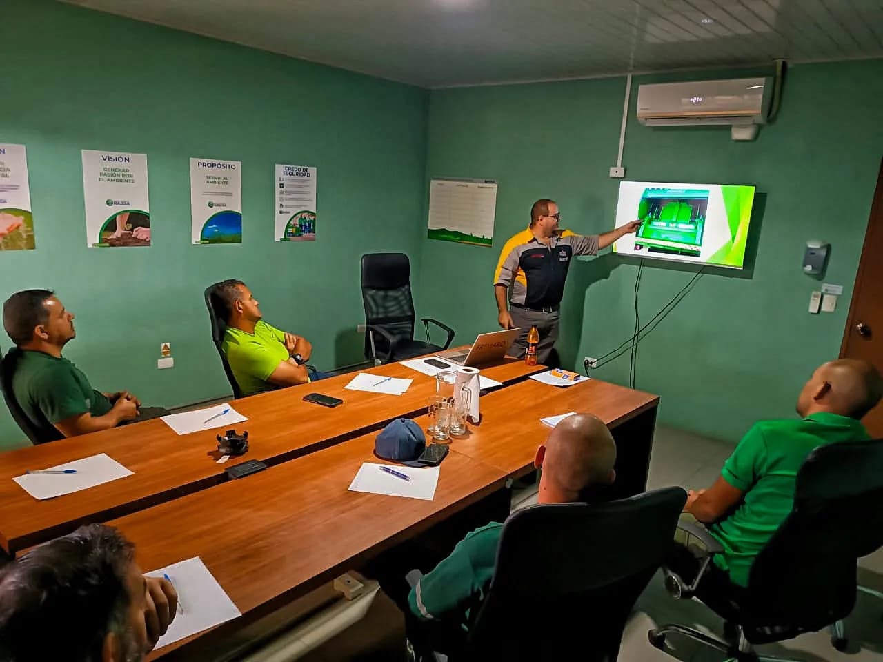 Capacitaciones técnicas y comerciales Instituto FREMARQ