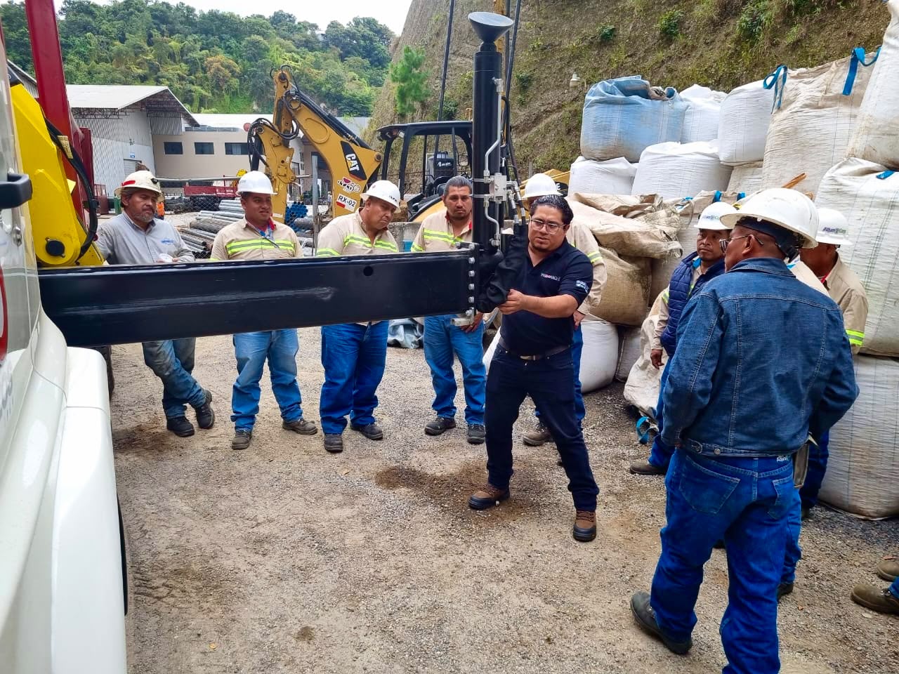 Capacitación técnica para mecánicos y técnicos de flotas