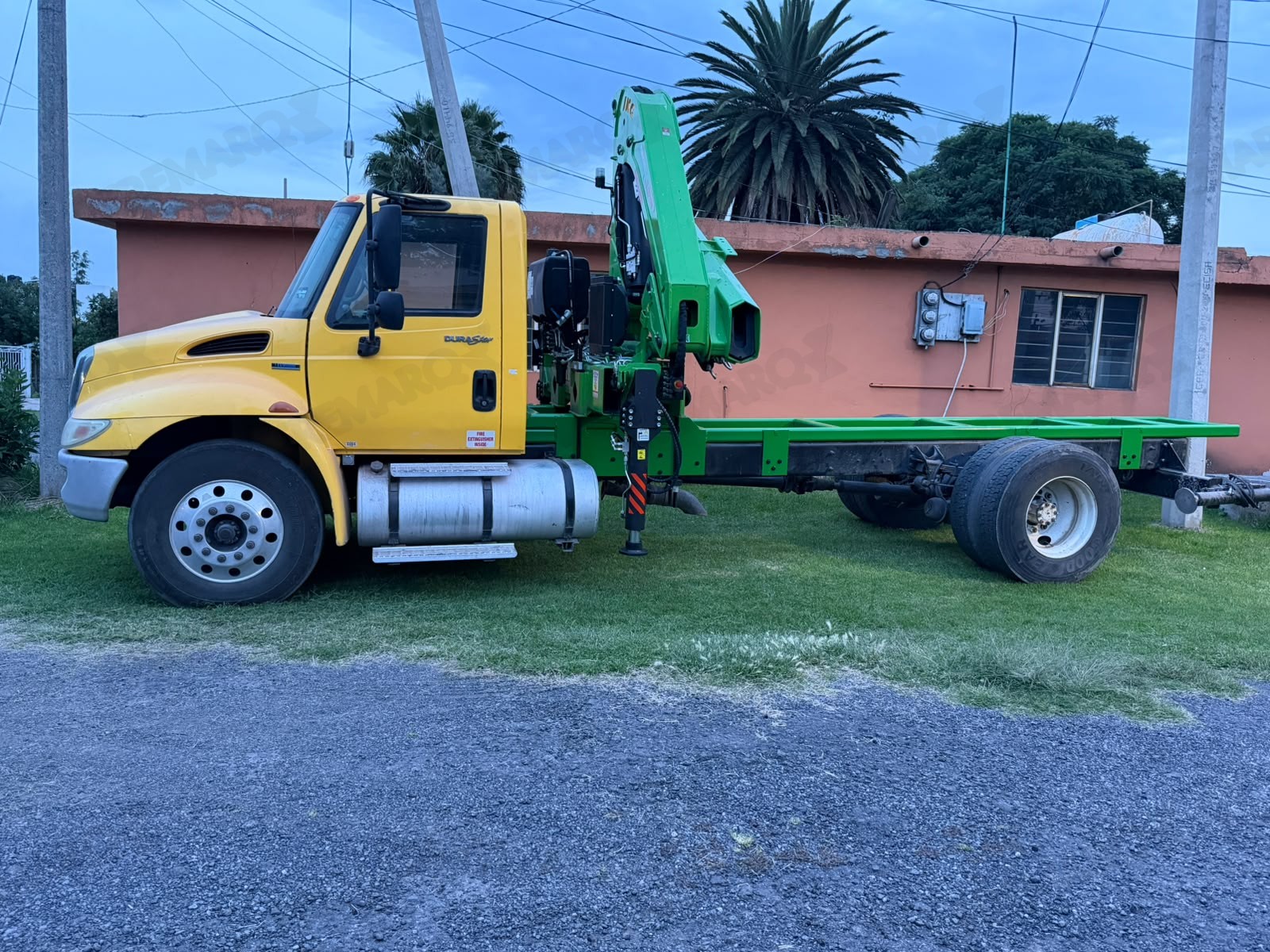 International Durastar 2008 with ING 23.500 C Crane - 2